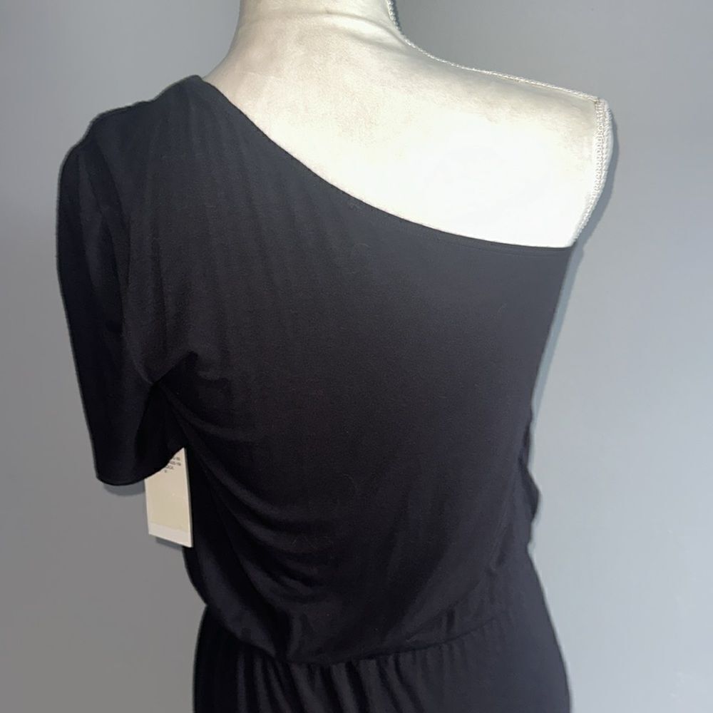 đ„Robertâ
RodriguezâDress! - Picture 5 of 12
